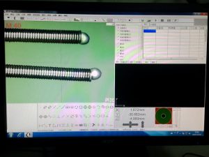 微TIG焊接：腦電極導(dǎo)絲(鎳鉻合金絲)端部熔球狀